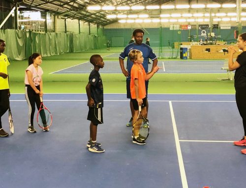 En ny generation spelare lockas till tennisen